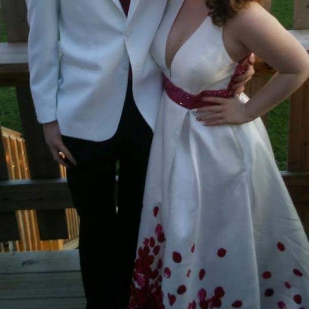 Prom Dress! - Picture 2 of 4